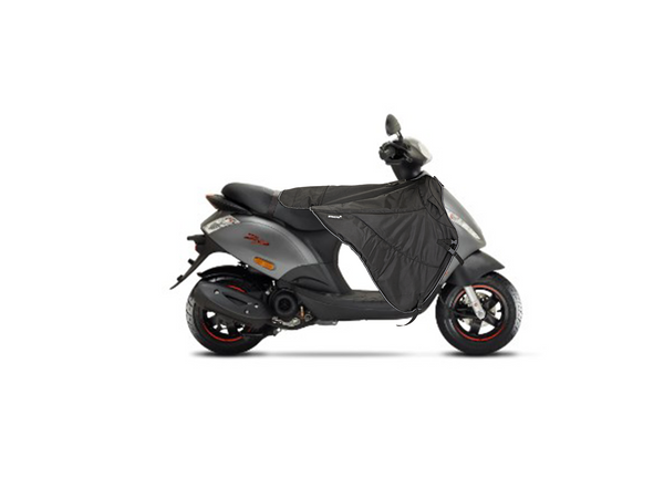 Zwart - Stricto Premium Piaggio scooter Beenkleed Black o.a. Zip en Beverly